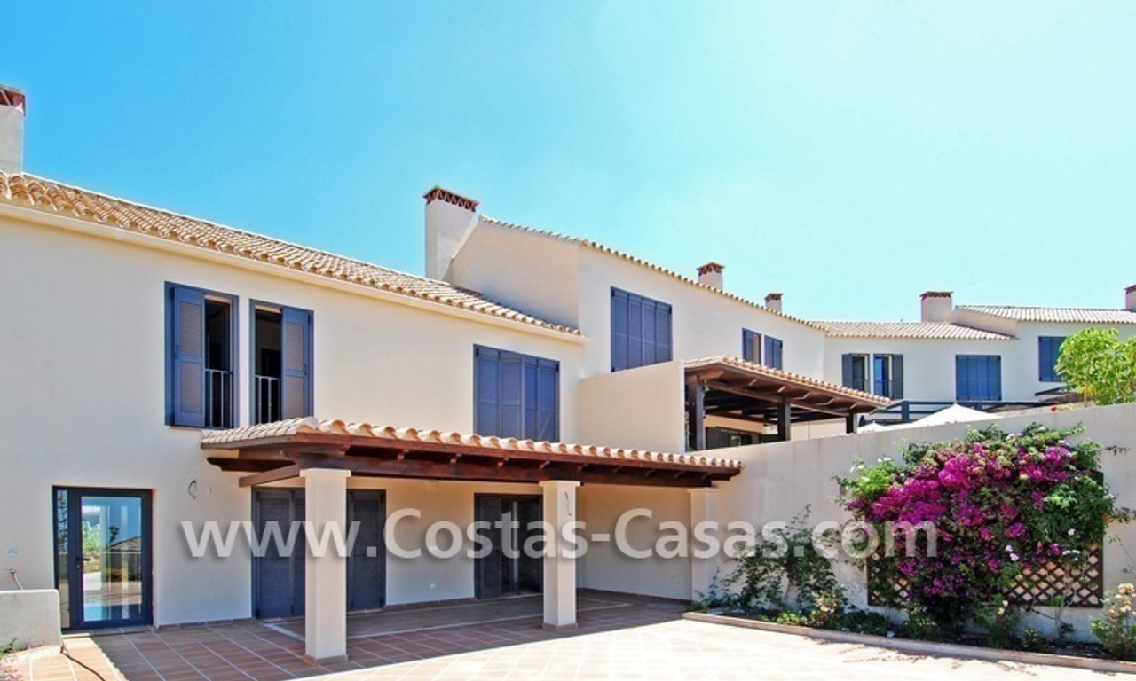 Modernas casas en venta en Marbella - Benahavis en la Costa del Sol 15