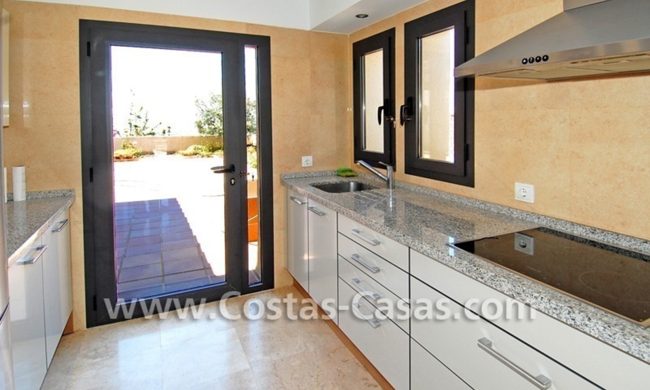 Modernas casas en venta en Marbella - Benahavis en la Costa del Sol 18