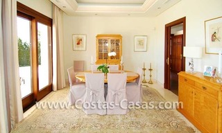 Villa de lujo en venta, exclusivo complejo de golf, Nueva Milla de Oro, Puerto Banús - Marbella, Benahavis - Estepona 14