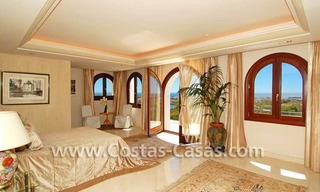 Villa de lujo en venta, exclusivo complejo de golf, Nueva Milla de Oro, Puerto Banús - Marbella, Benahavis - Estepona 16