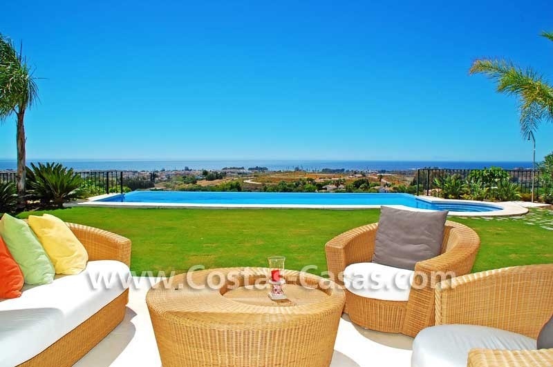 Villa de lujo en venta, exclusivo complejo de golf, Nueva Milla de Oro, Puerto Banús - Marbella, Benahavis - Estepona