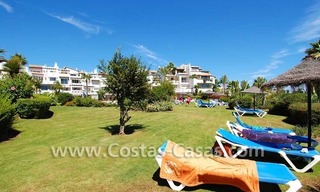 Apartamento de lujo, planta baja, primera línea de playa, frente a la playa, Nueva Milla de Oro, Marbella - Estepona 20