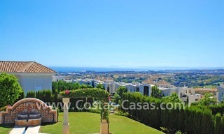 Villa moderna de estilo andaluz a la venta, complejo de golf, Nueva Milla de Oro, Puerto Banús - Marbella, Benahavis - Estepona 7