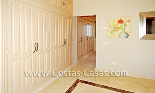 Villa de lujo en venta, exclusivo complejo de golf, Nueva Milla de Oro, Puerto Banús - Marbella, Benahavis - Estepona 23