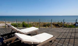 Moderna Villa frente a la playa en venta en Marbella 4