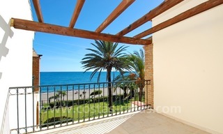 Apartamento ático en primera línea de playa a la venta en la Nueva Milla de Oro entre Marbella y Estepona centro 5