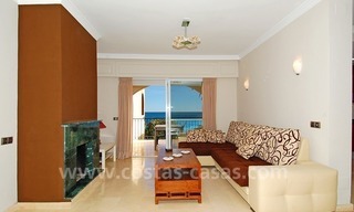 Apartamento ático en primera línea de playa a la venta en la Nueva Milla de Oro entre Marbella y Estepona centro 8