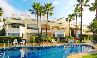 Apartamento en primera línea de playa a la venta en Marbella 6