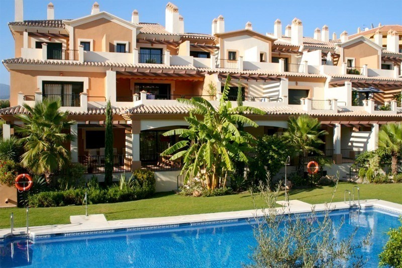 Apartamentos y áticos de lujo en venta en San Pedro - Marbella