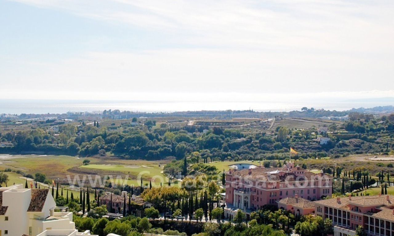 Apartamentos de golf de lujo a la venta, complejo de golf, Benahavis - Estepona - Marbella 1