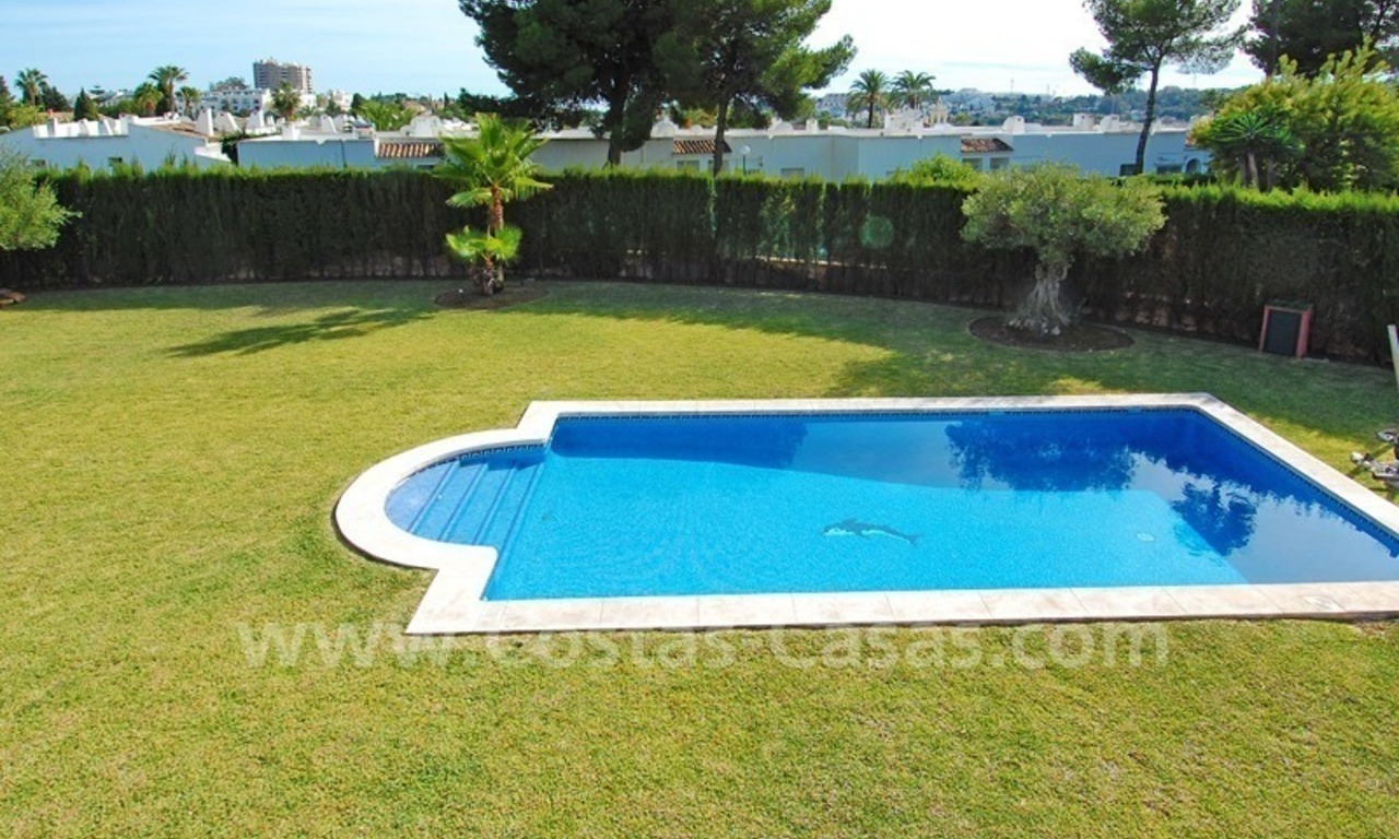 Villa de lujo de estilo clásico para comprar en Nueva Andalucía - Puerto Banus - Marbella 8
