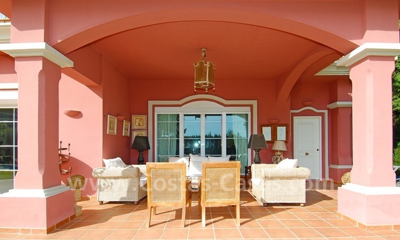 Villa de lujo de estilo clásico para comprar en Nueva Andalucía - Puerto Banus - Marbella 3