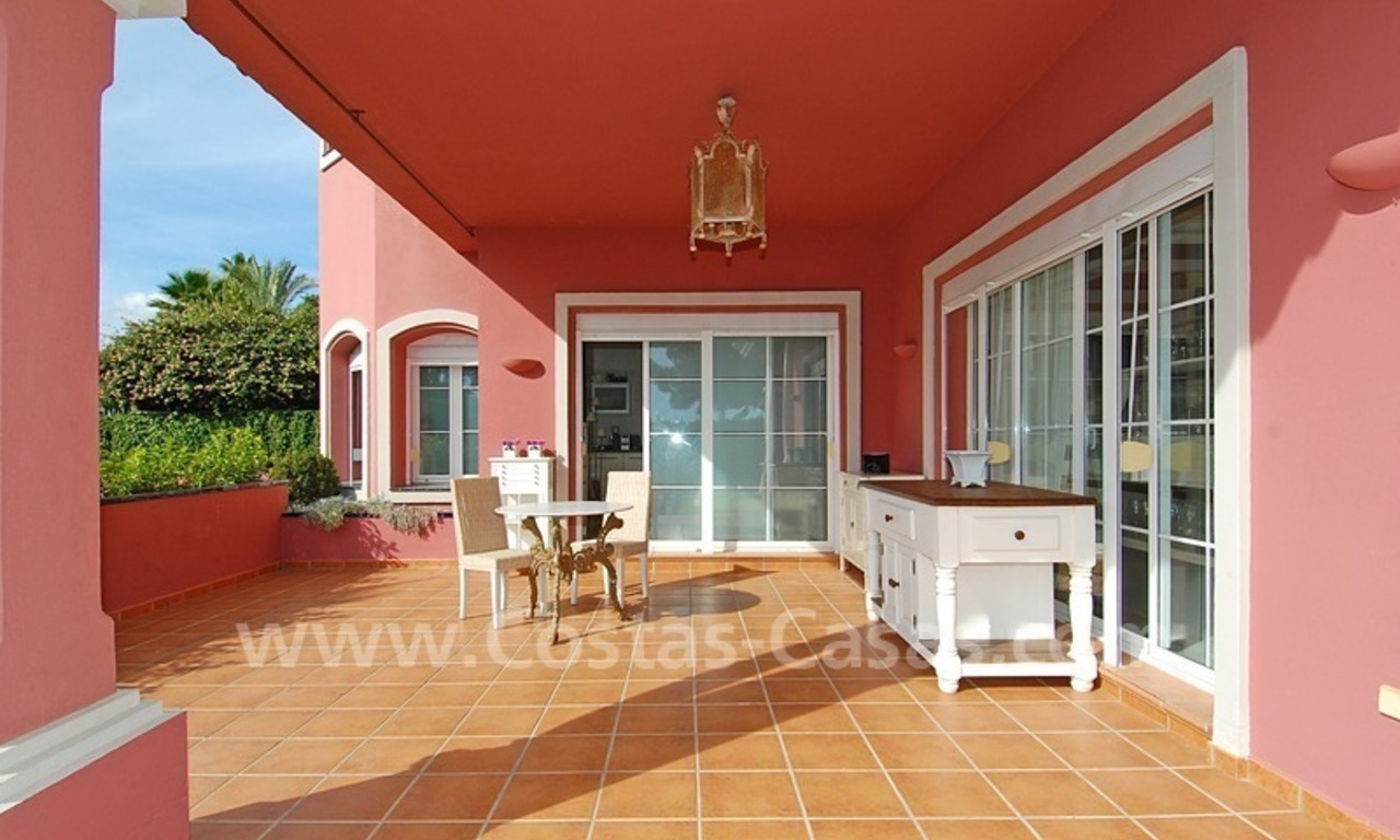Villa de lujo de estilo clásico para comprar en Nueva Andalucía - Puerto Banus - Marbella 5