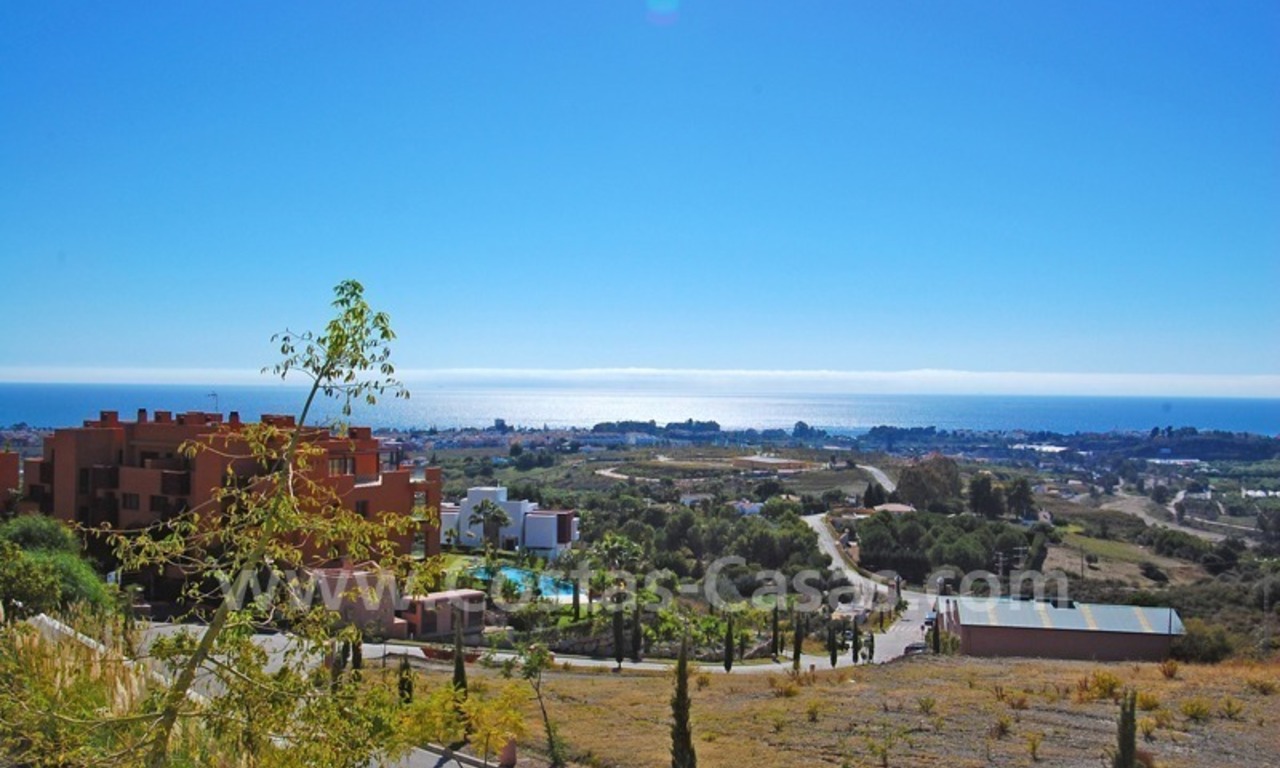 Apartamento de golf de estilo moderno a la venta en resort de golf de 5*, Benahavis - Estepona - Marbella 7