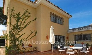 Villa de estilo rústica para comprar en la Milla de Oro en Marbella 0