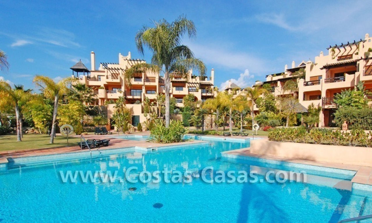 Ganga, lujoso apartamento de golf en venta en un complejo de golf entre Marbella y Estepona centro 0
