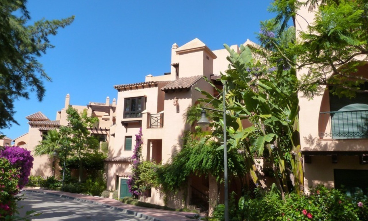 Ganga, lujoso apartamento de golf en venta en un complejo de golf entre Marbella y Estepona centro 13