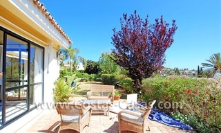 Villa de estilo andaluz para comprar en Nueva Andalucía - Marbella 2