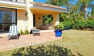 Villa de estilo andaluz para comprar en Nueva Andalucía - Marbella 3
