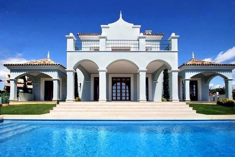 Villa de lujo en venta cerca de campo de golf en Marbella