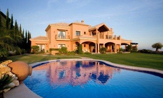 Villa de lujo en venta en campo de golf en la zona de Marbella – Benahavis 2