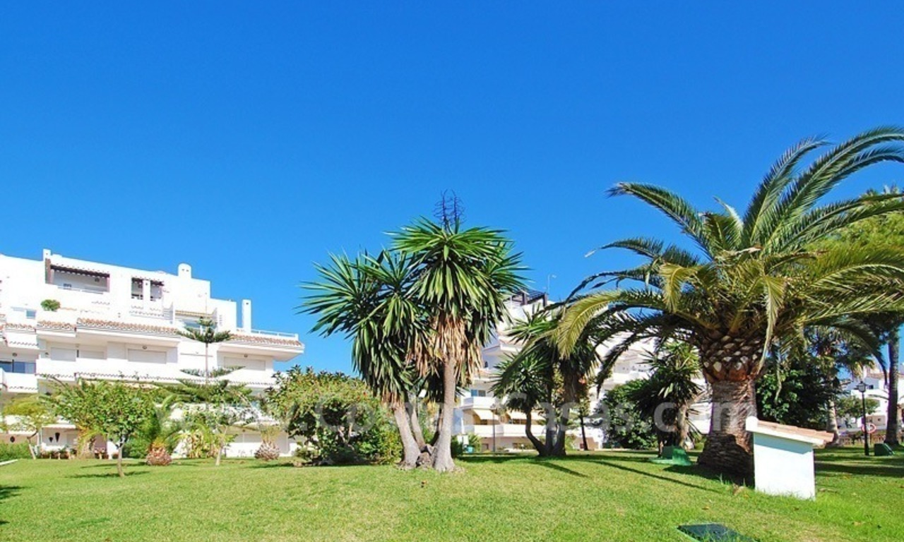 Apartamento en planta baja a la venta en Nueva Andalucia – Marbella 2
