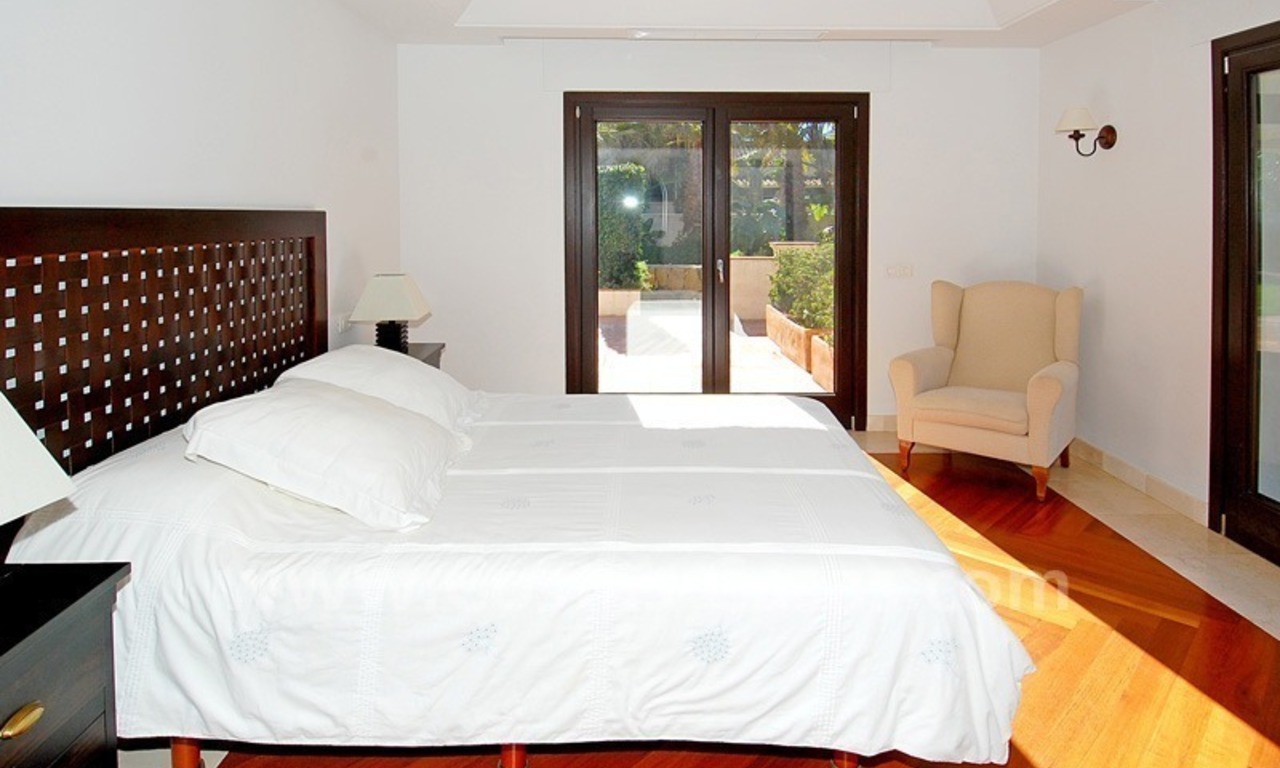 Villa de estilo andaluz moderno para alquilar en larga temporada en la zona de Marbella 11