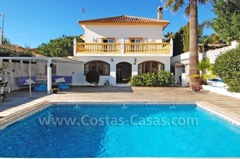 Villa de estilo andaluz a la venta en Nueva Andalucía - Marbella