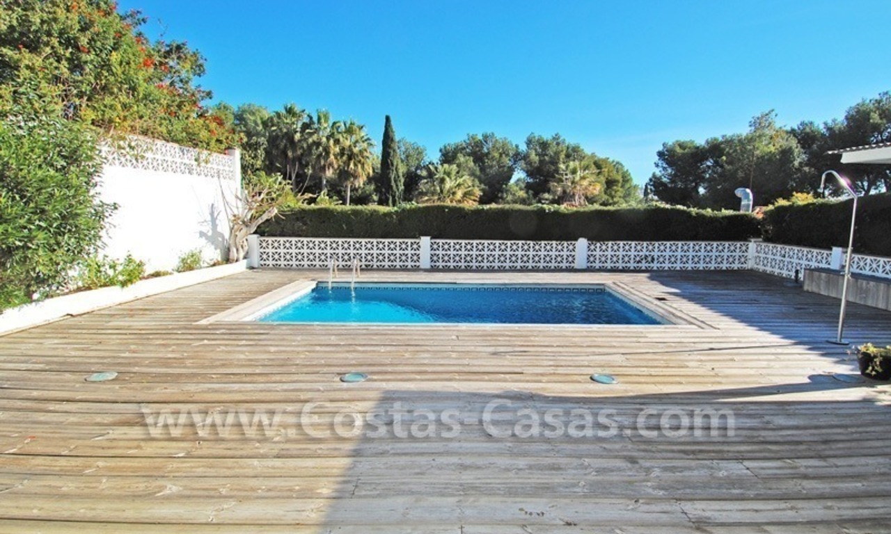 Villa de estilo andaluz a la venta en Nueva Andalucía - Marbella 1