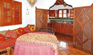 Casa doble de estilo morisco-andaluz a la venta en la Milla de Oro cerca de Puerto Banús 19