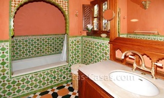 Casa doble de estilo morisco-andaluz a la venta en la Milla de Oro cerca de Puerto Banús 15
