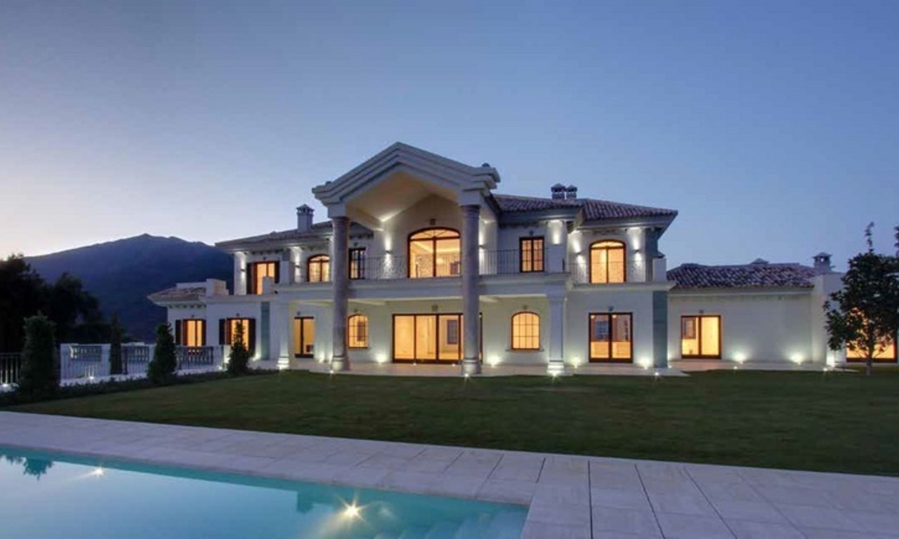 Villa – Mansión de estilo Toscazo en venta en La Zagaleta, Marbella – Benahavis 1