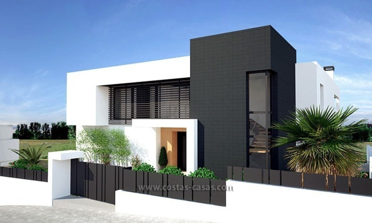 Moderna Villa en venta, primera línea de Golf, Nueva Andalucía – Marbella 3