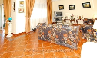 Villa de estilo español a la venta en Nueva Andalucía - Marbella 8