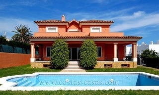 Ganga! Villa a la venta en la Nueva Milla de Oro, Marbella - Estepona 0