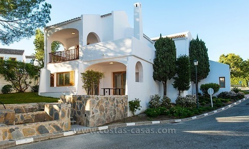 Villa a la venta en Nueva Andalucía - Marbella 