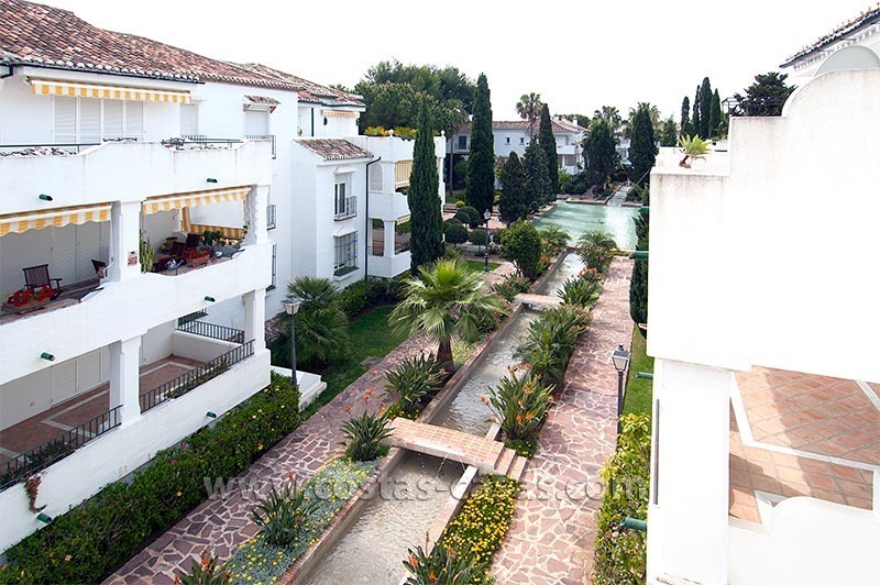 Apartamento en el mar para comprar en complejo en Marbella Oeste