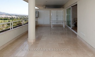 Apartamento moderno para comprar en Nueva Andalulcía - Marbella 3