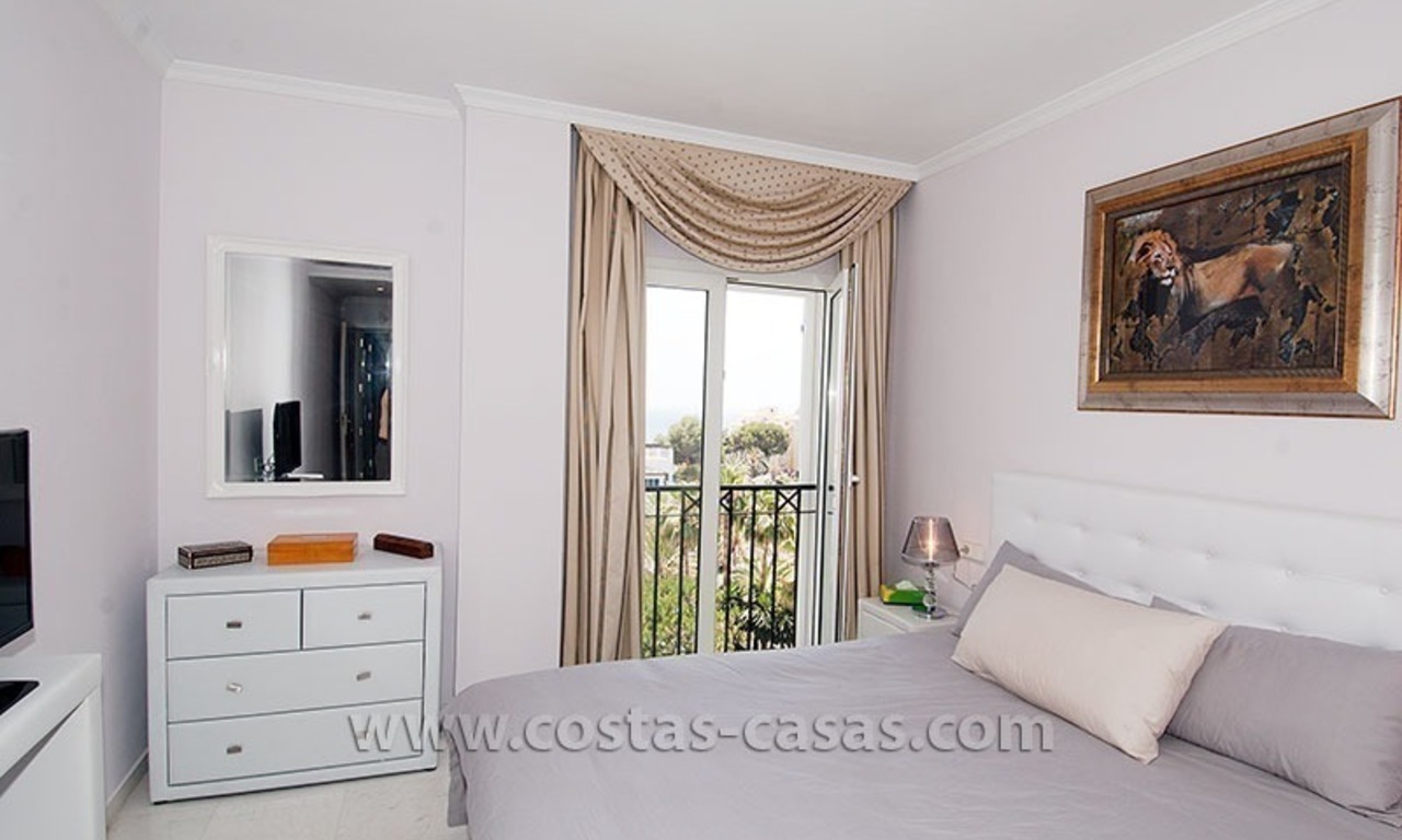 Apartamento en la playa a la venta en Puerto Banús - Marbella 8