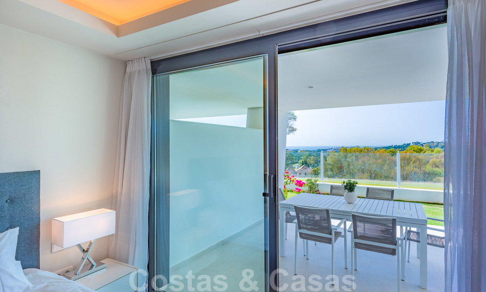 Apartamentos modernos en venta en Nueva Andalucía, Marbella 26953