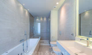 Apartamentos modernos en venta en Nueva Andalucía, Marbella 26954 
