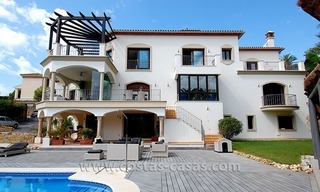 Villa exclusiva de estilo andaluz a la venta en la zona de Marbella - Benahavis 4