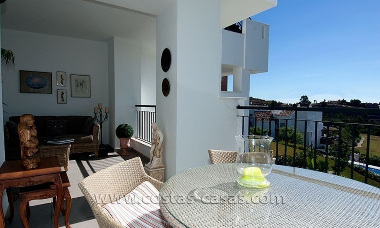 En venta Marbella - Benahavís: Apartamento en primera línea de Campo de Golf 4
