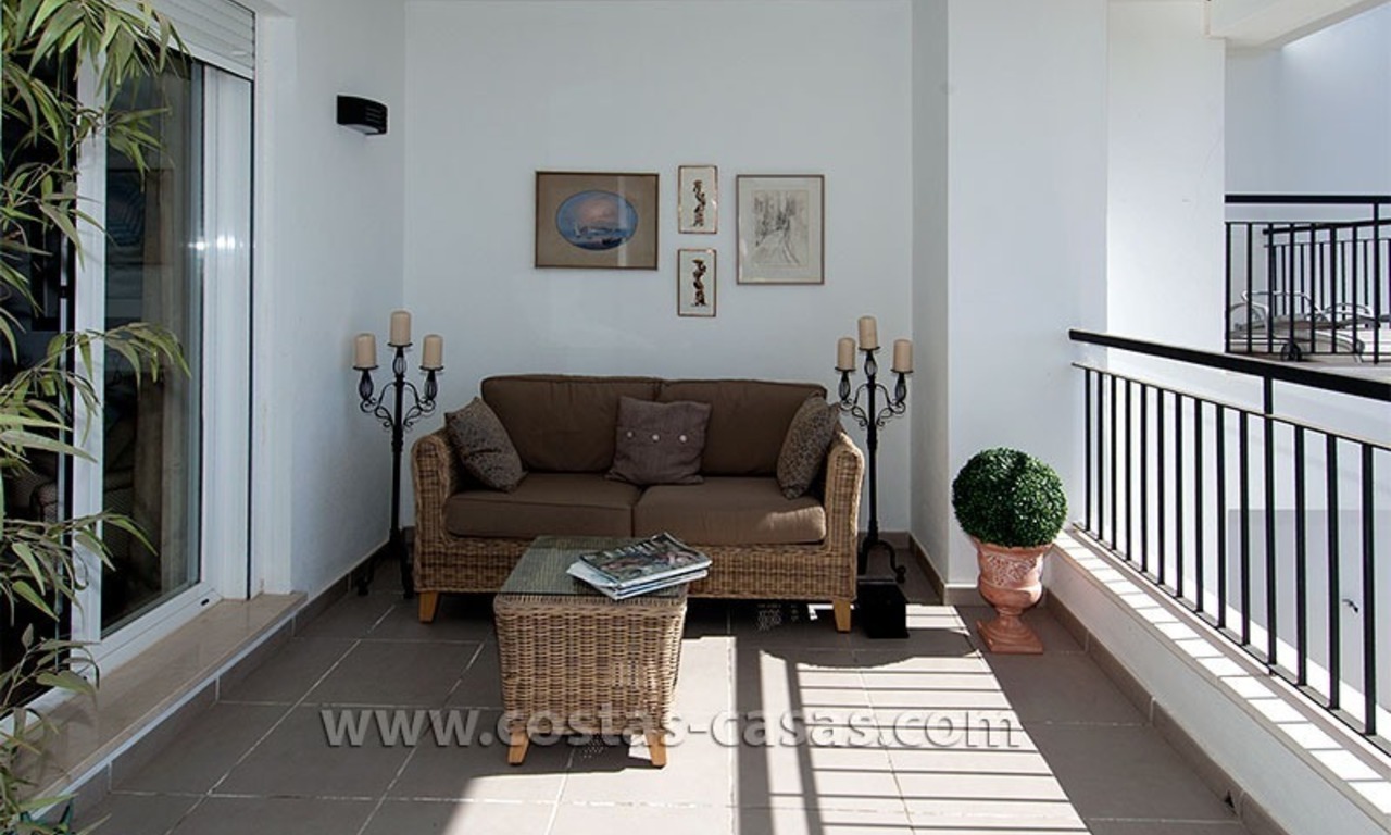 En venta Marbella - Benahavís: Apartamento en primera línea de Campo de Golf 5