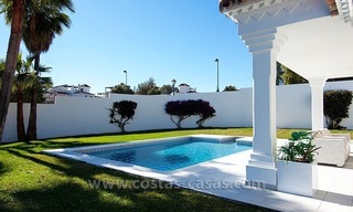 En venta: Villa muy bien situada, amplia y completamente renovada en Marbella 4