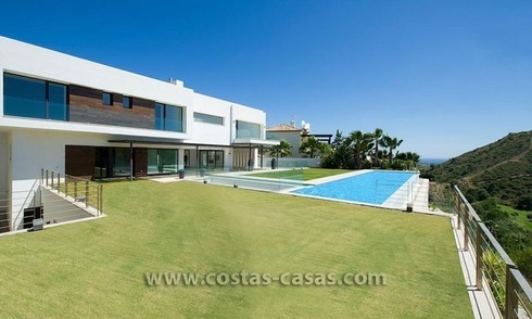 En venta: Villa / Mansion ultra-moderna a estrenar en Benahavis 