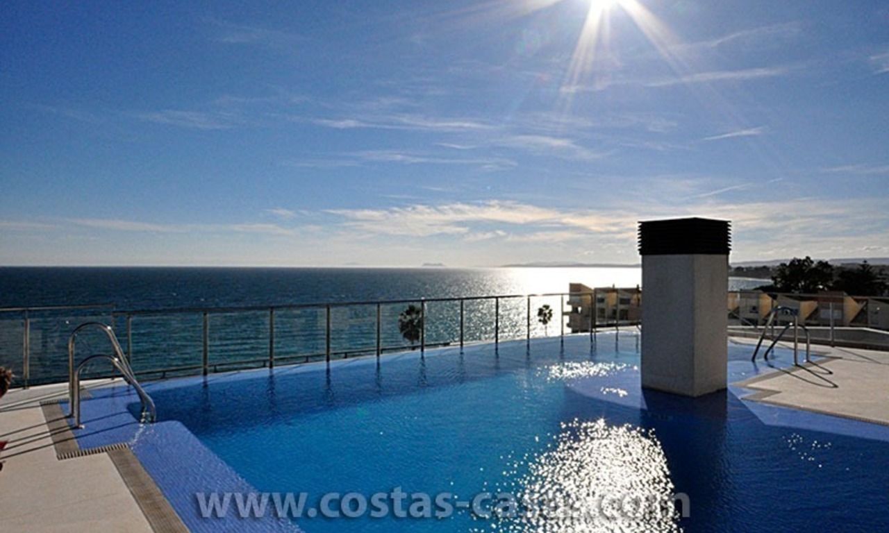 En venta: Nuevos apartamentos junto a la playa en la Nueva Milla de Oro, Marbella - Estepona 9