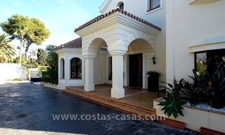 En venta: Villa Grande de Lujo Moderna cerca de playa en Marbella 7