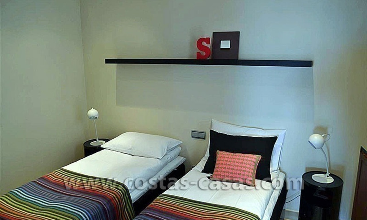 Apartamentos y Aticos modernos a la venta en primera línea de playa, Nueva Milla de Oro, Marbella - Estepona 16