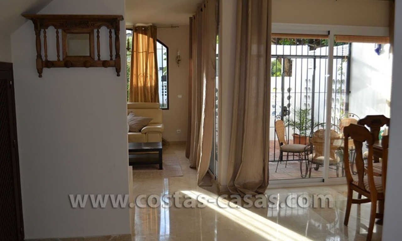 En venta: Casa adosada cerca de la playa e instalaciones en Marbella - Estepona 11
